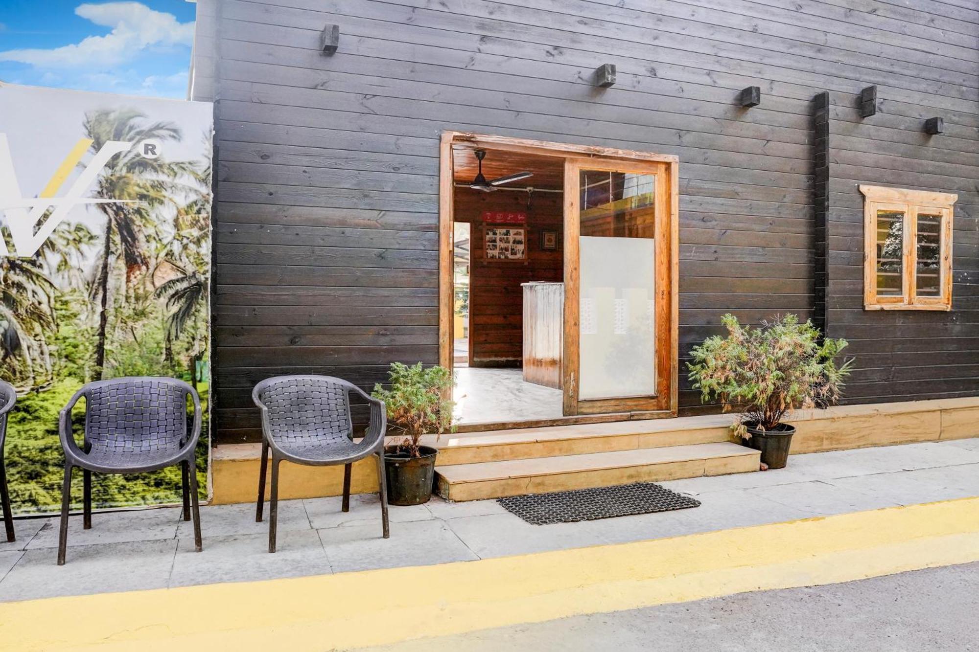Wenzet Cottages Morjim Exterior foto